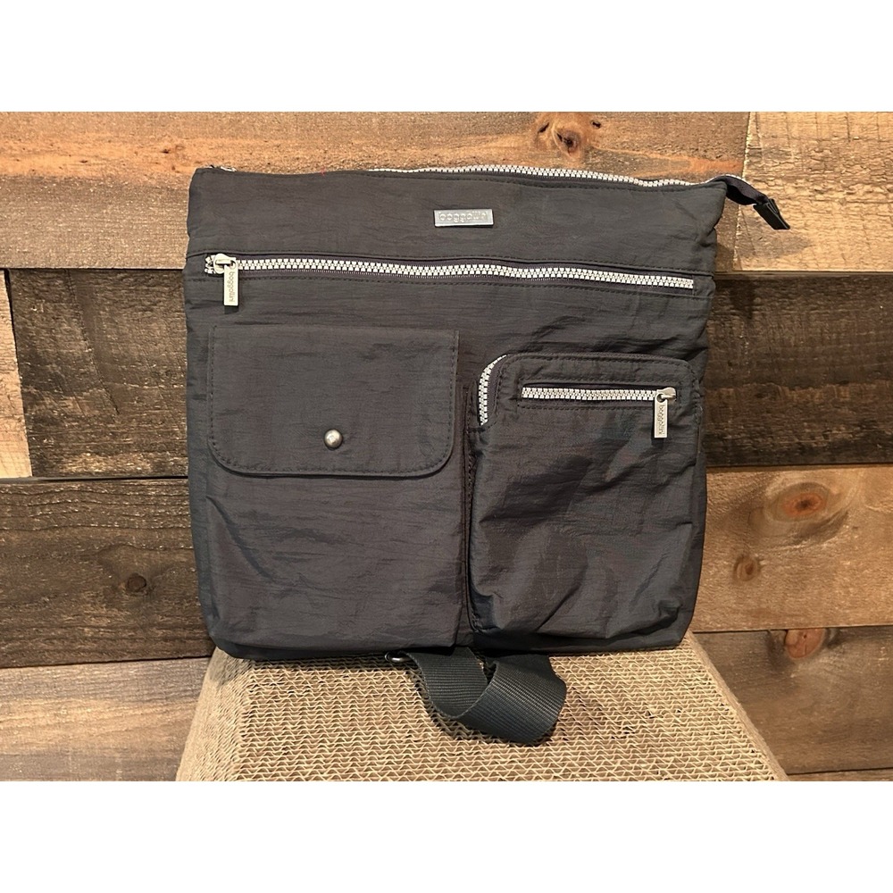Baggallini‎ Crossbody Bag Gray Convertible Shoulder Travel Nylon Pockets Zip